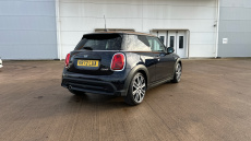MINI Hatchback 1.5 Cooper Exclusive Premium 3dr Auto Petrol Hatchback